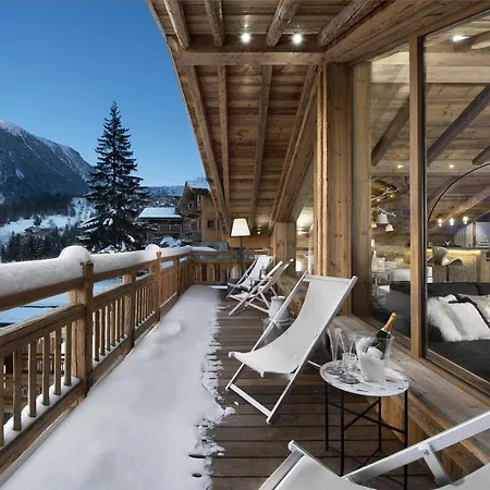 Les 3 Chalets * 쿠쉐벨